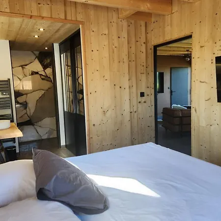 De Standing A Super Avec Jacuzzi Sb2 *