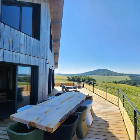 De Standing A Super Avec Jacuzzi Sb2 * Besse-et-Saint-Anastaise